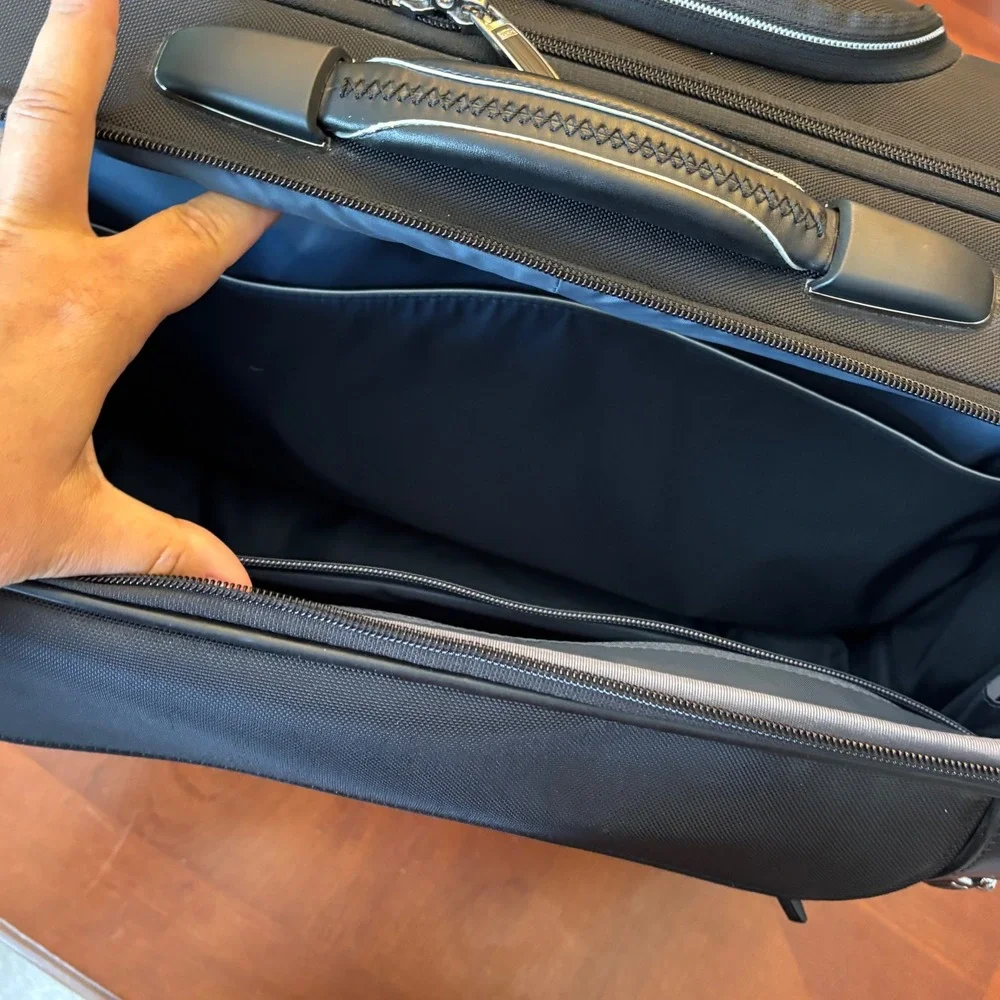 TUMI Arrive 'LaGuardia' | Black Nylon 4-Wheeled Briefcase | Gorgeous Condition